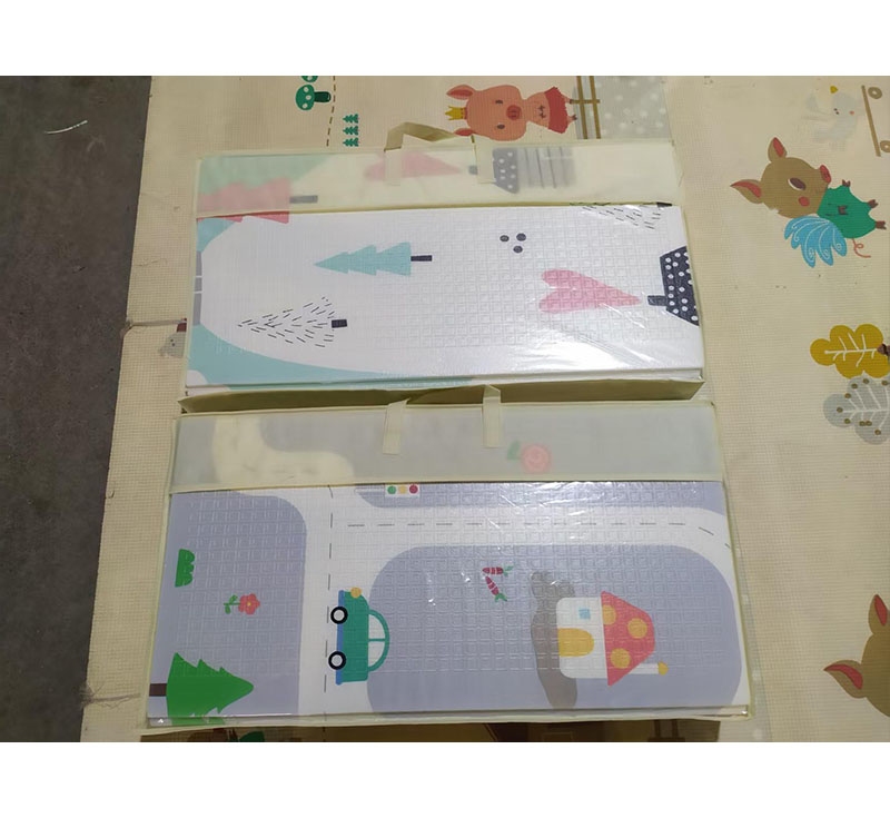 Beige Carry Bag Square cushioned baby play mat